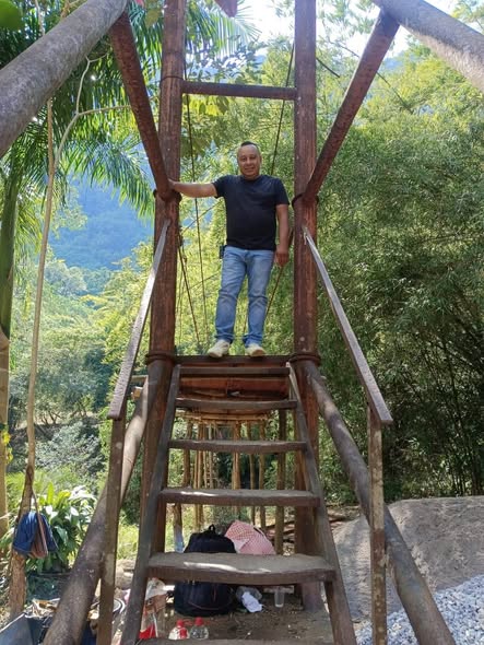 Inicia la construcción del puente en la comunidad de La Escalera