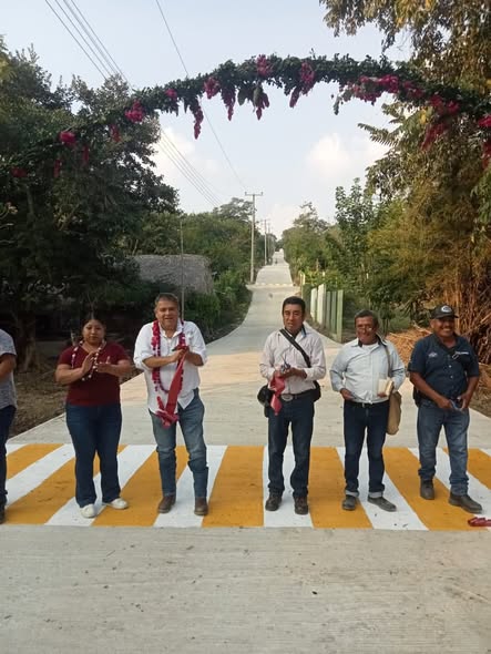 Presidente Municipal Entrega Rehabilitación de Calle en la Comunidad de Malilija Presidente Municipal Entrega Rehabilitación de Calle en la Comunidad de Malilija