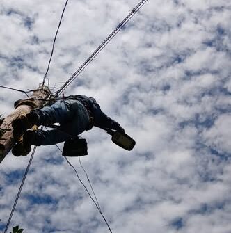 Ayuntamiento rehabilita alumbrado público en diversas localidades Ayuntamiento rehabilita alumbrado público en diversas localidades